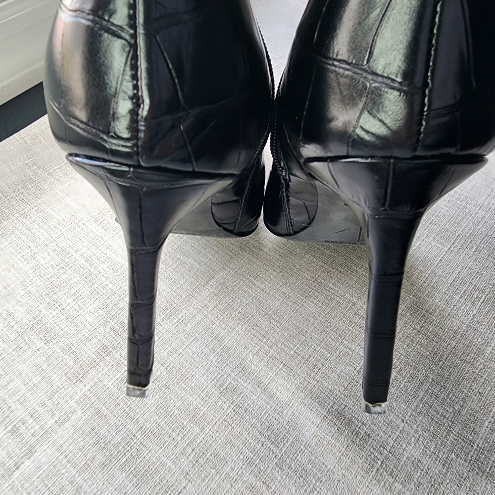 NWOT Black Suede Studio Taylor Boots - Picture 12 of 16